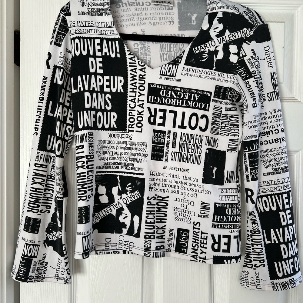 Black and White Graphic Print Top